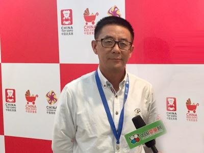 小不點一次解決三大難題 吳世維深度解讀奶瓶輕松吸革命